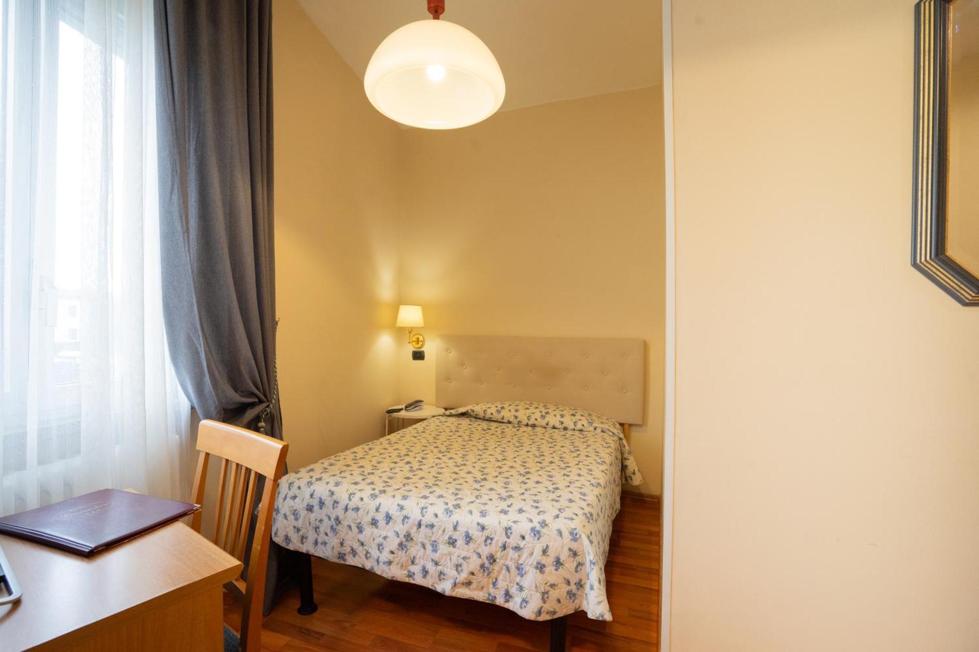 Hotel Bernardino Lucca Kültér fotó