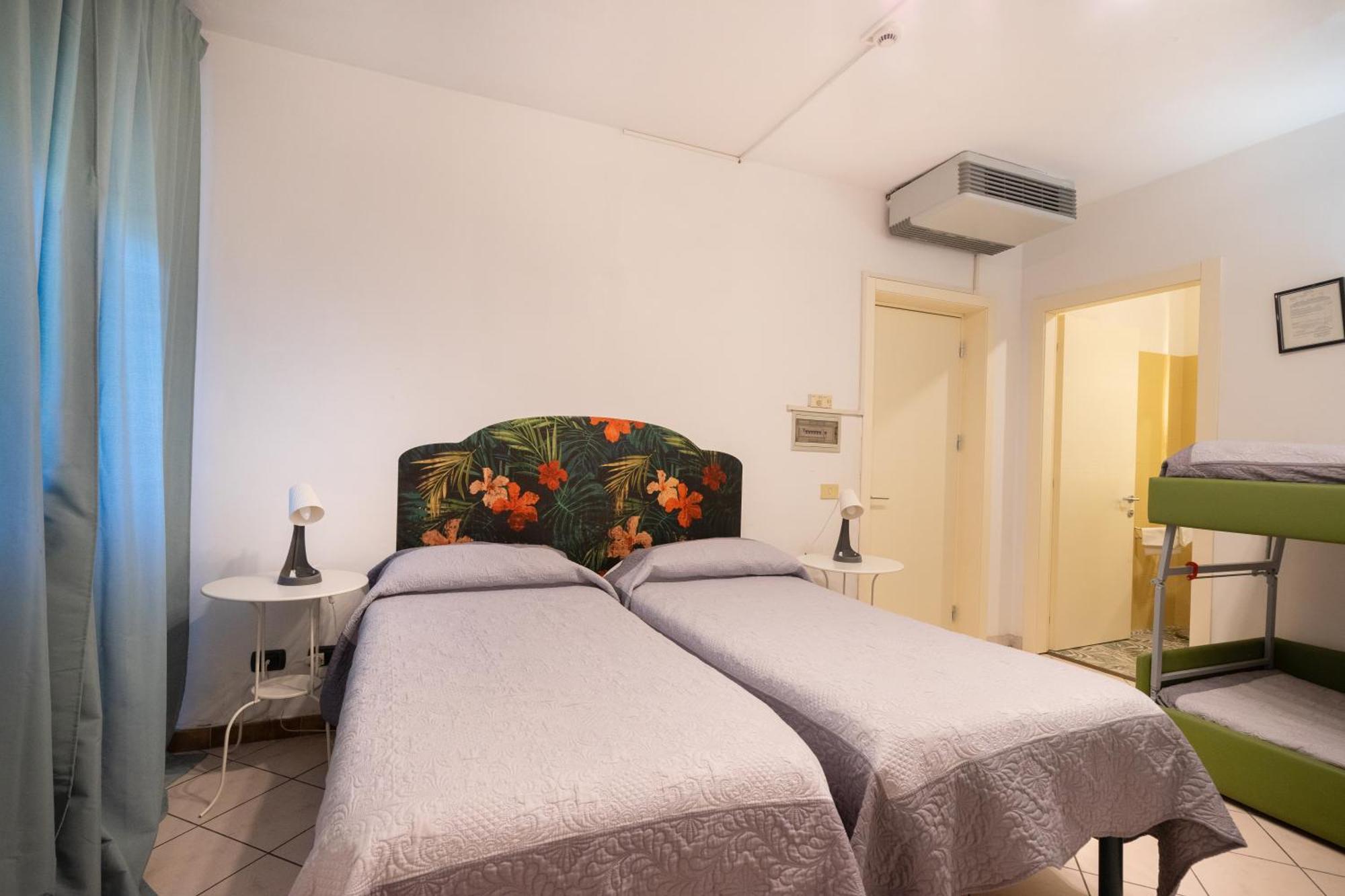 Hotel Bernardino Lucca Kültér fotó