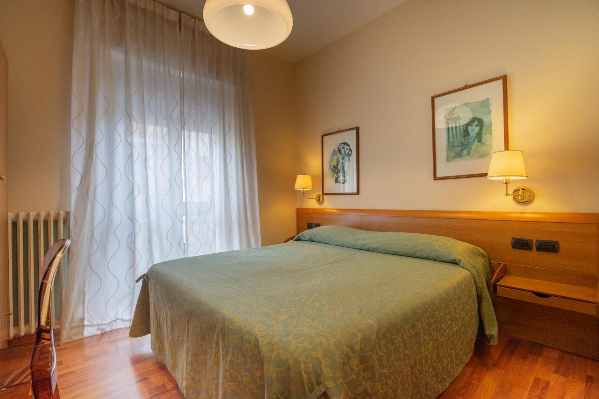 Hotel Bernardino Lucca Kültér fotó