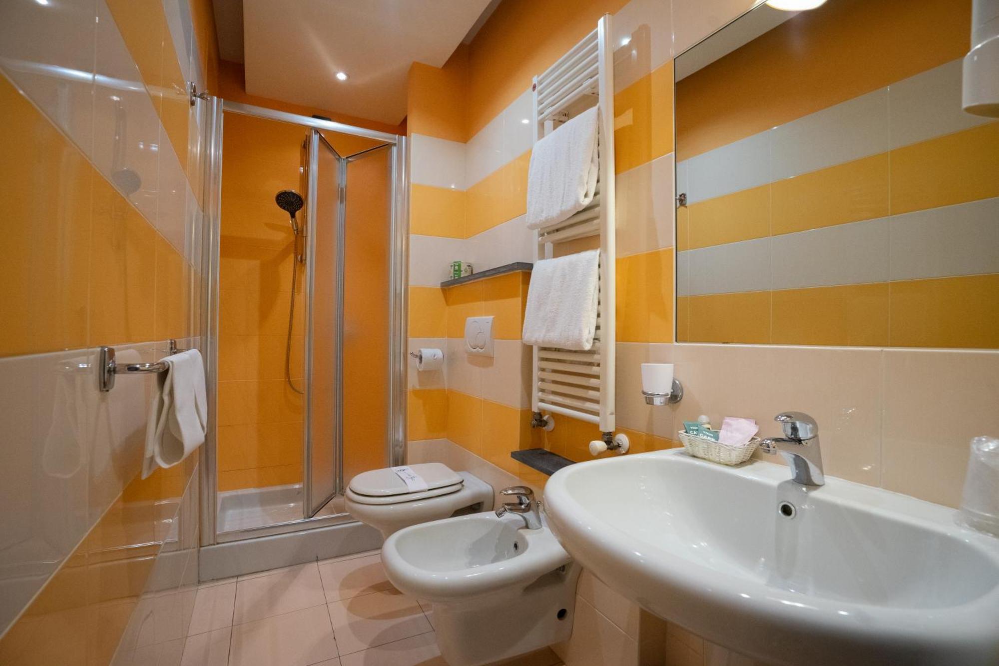 Hotel Bernardino Lucca Kültér fotó