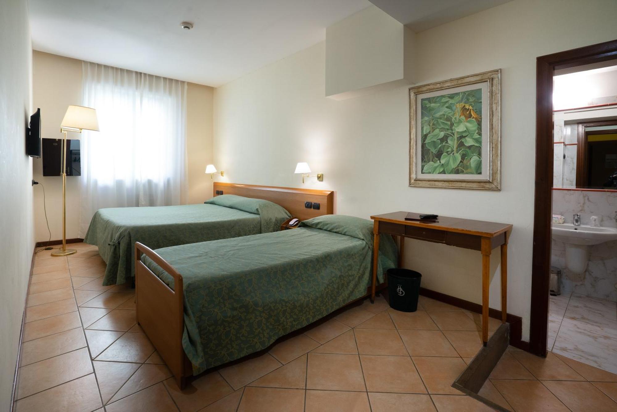 Hotel Bernardino Lucca Kültér fotó