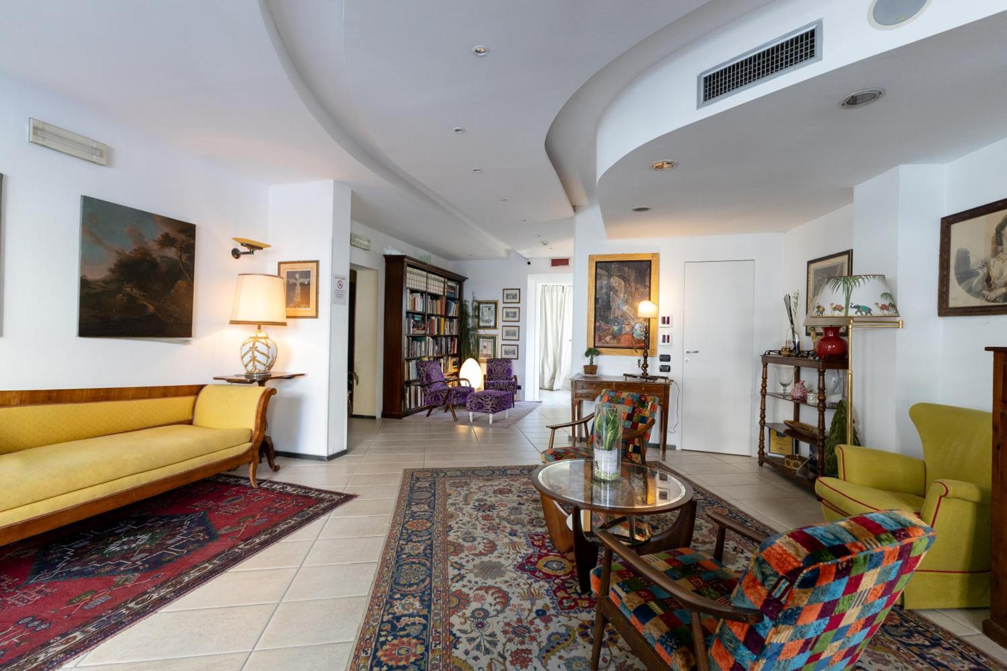 Hotel Bernardino Lucca Kültér fotó