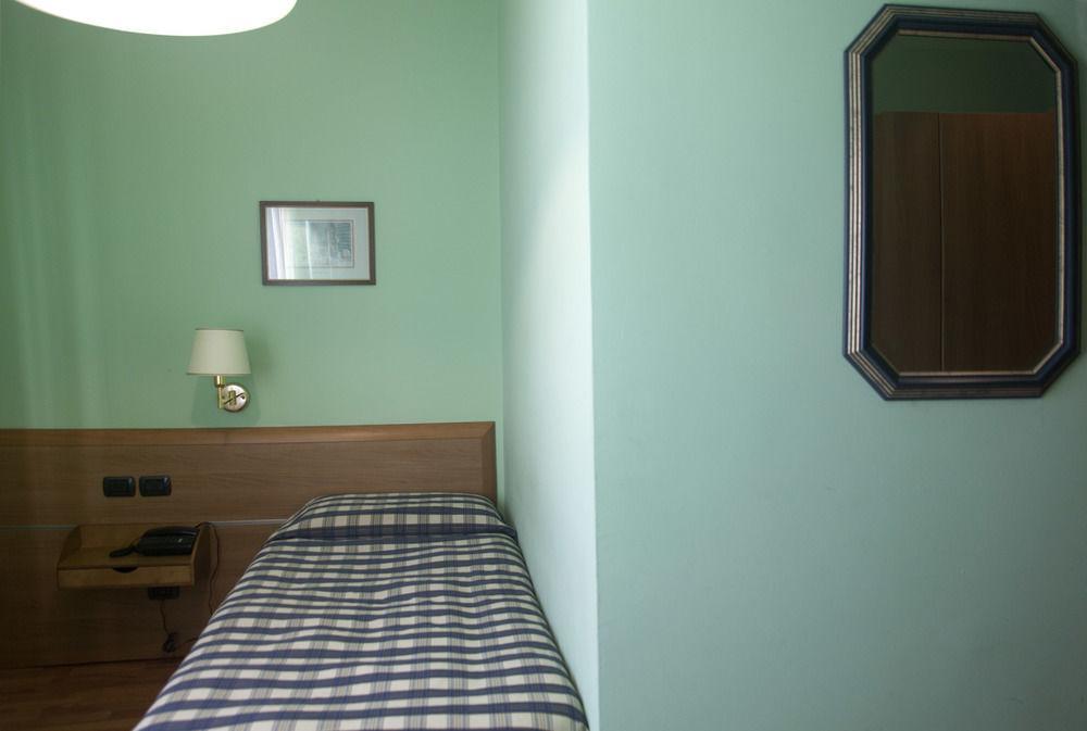 Hotel Bernardino Lucca Kültér fotó