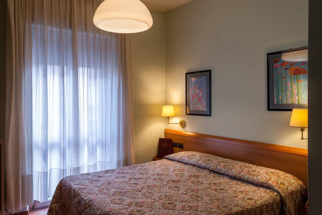 Hotel Bernardino Lucca Kültér fotó