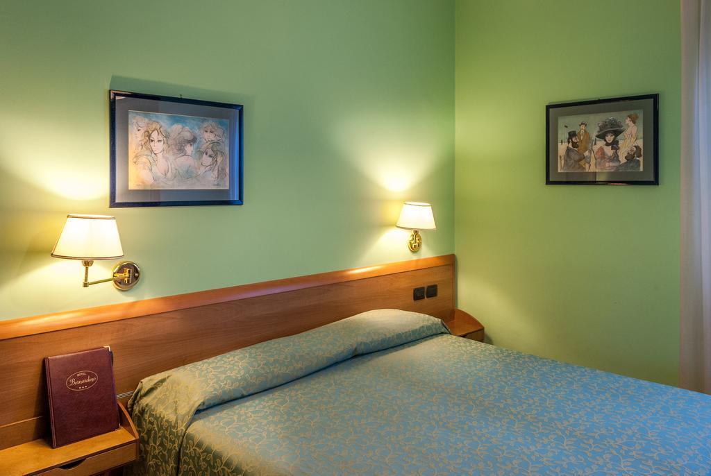 Hotel Bernardino Lucca Kültér fotó